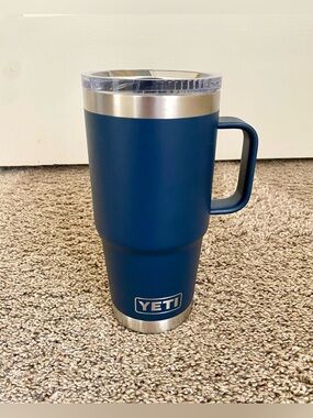 YETI Rambler 20 OZ Travel Mug with Stronghold Lid